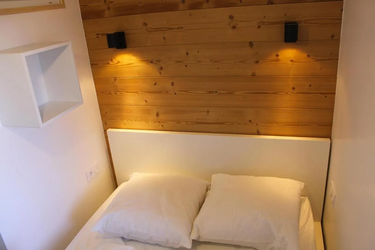 Les Gourgs Blancs, Station Val Louron Appartement Génos