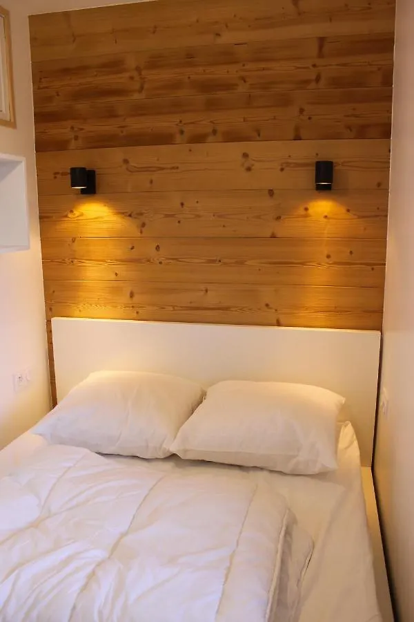 Les Gourgs Blancs, Station Val Louron Appartement Génos